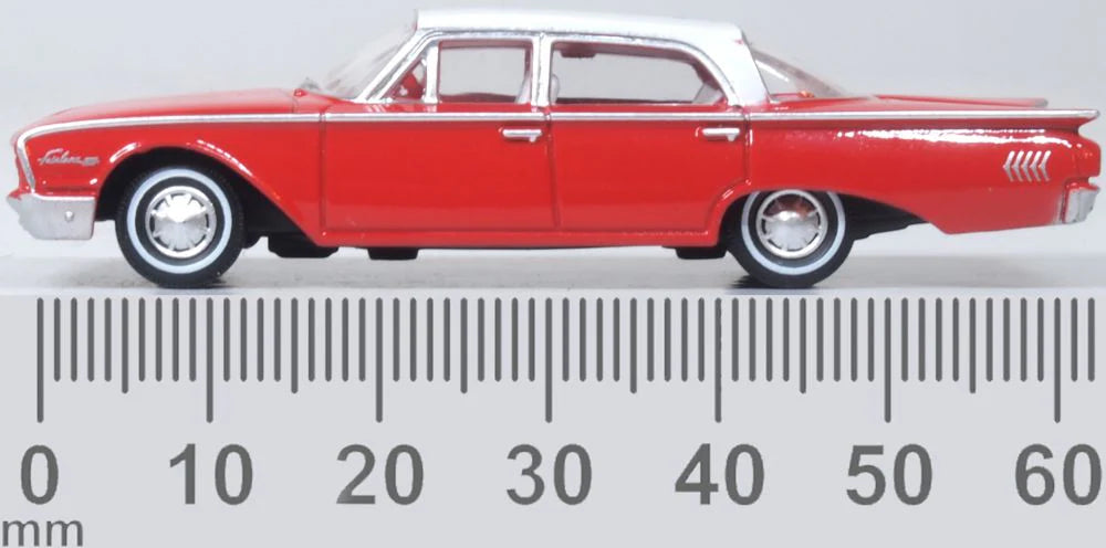 Oxford Diecast 87FF60001 HO 1960 Ford Fairlane Sedan 500 Town Monte Carlo Red/Corinthian White