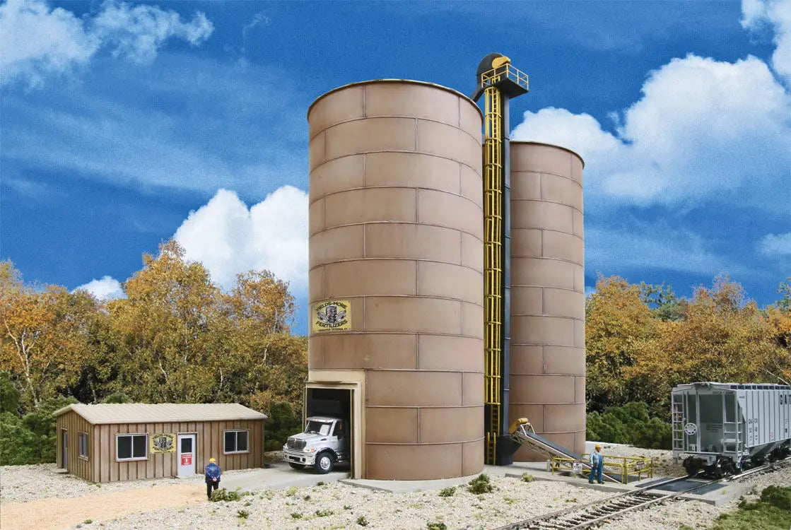 Walthers Cornerstone 933-4036 HO Rail-to-Road Aggregate Transfer Kit