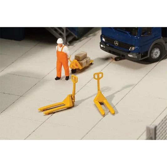 Walthers SceneMaster 949-4144 HO Pallet Jacks, 4pk