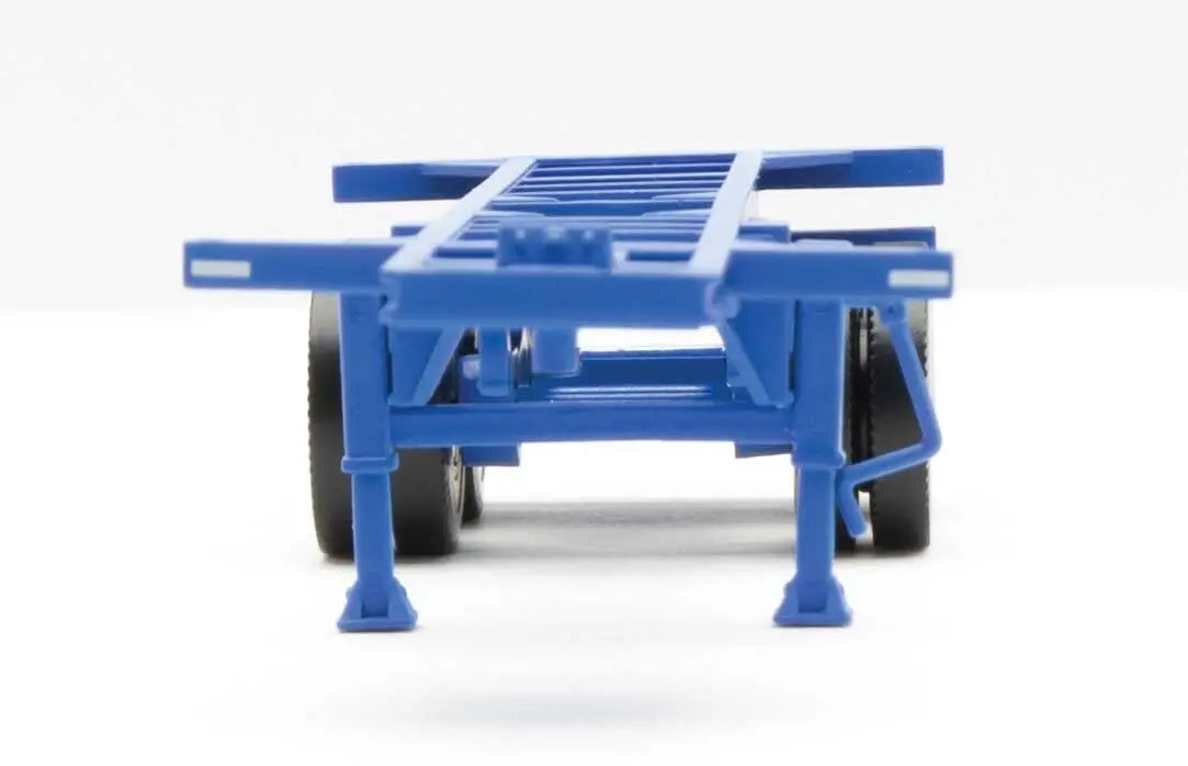 Walthers SceneMaster 949-4501 HO 20' Container Chassis, Blue 2pk