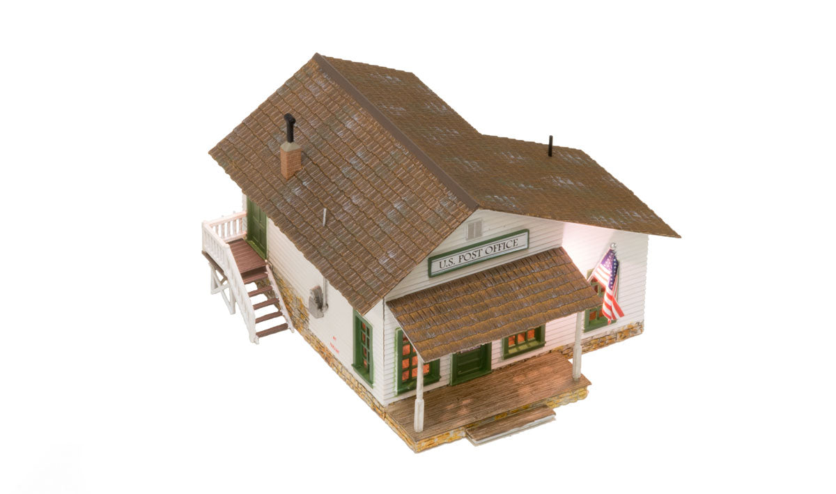 Woodland Scenics Landmark Structures BR5063 HO Letters, Parcels & Post - Assembled w/ LED Lighting