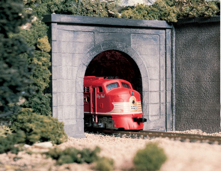 Woodland Scenics C1252 HO Tunnel Portal, Concrete Single Track 1pc