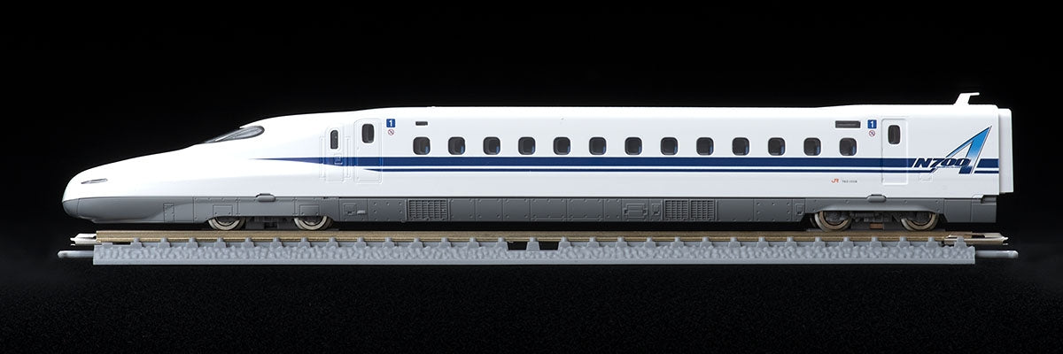Tomix FM-006 First Car Museum Display Unit, N700A Tokaido Sanyo Shinkansen "Nozomi"