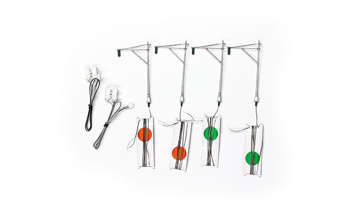 Woodland Scenics JP5653 HO Just Plug® Lighting System Mast Arm Traffic Lights, 4pk (2 Red 2 Green)