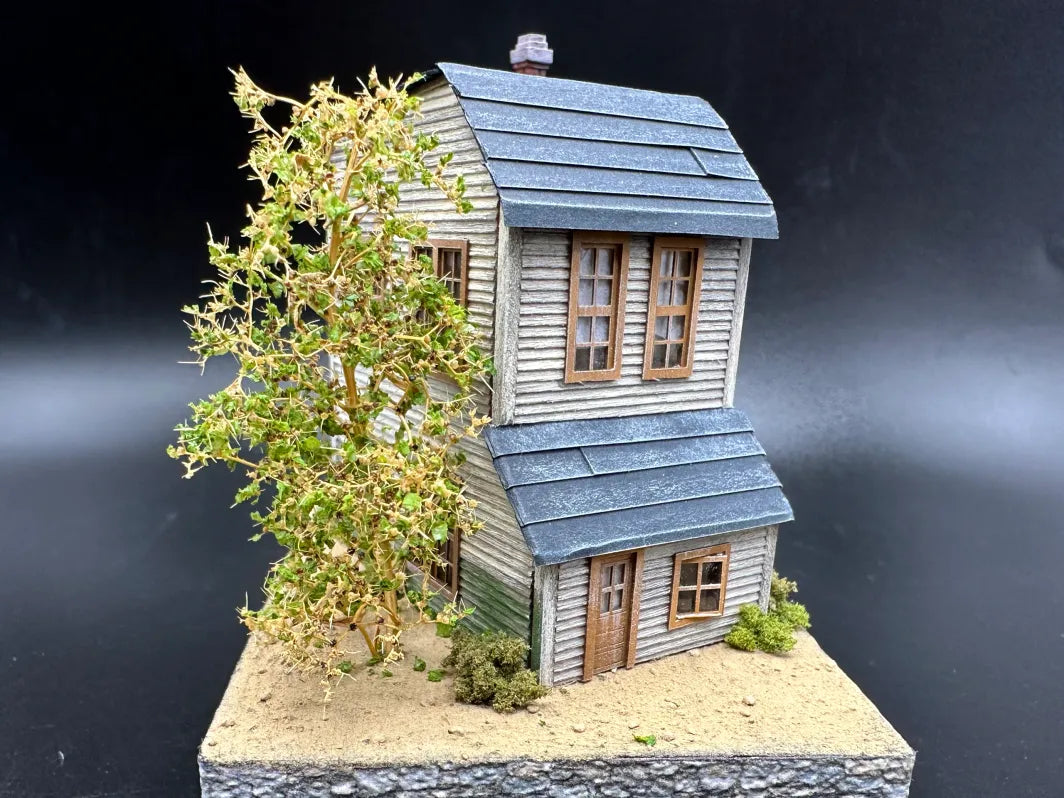 Mudd Creek Models MCM-043N N Brien's Inn - Craftsman Building Kit