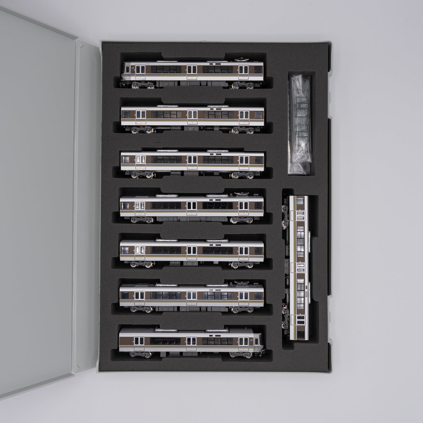 Tomix 97631 N 223-2000 Series Commuter Train 8-Car Set, JR West (Standard DC)